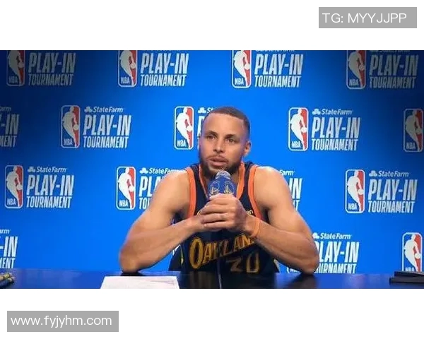 库里真人秀视频揭秘球场外的生活与个性展现